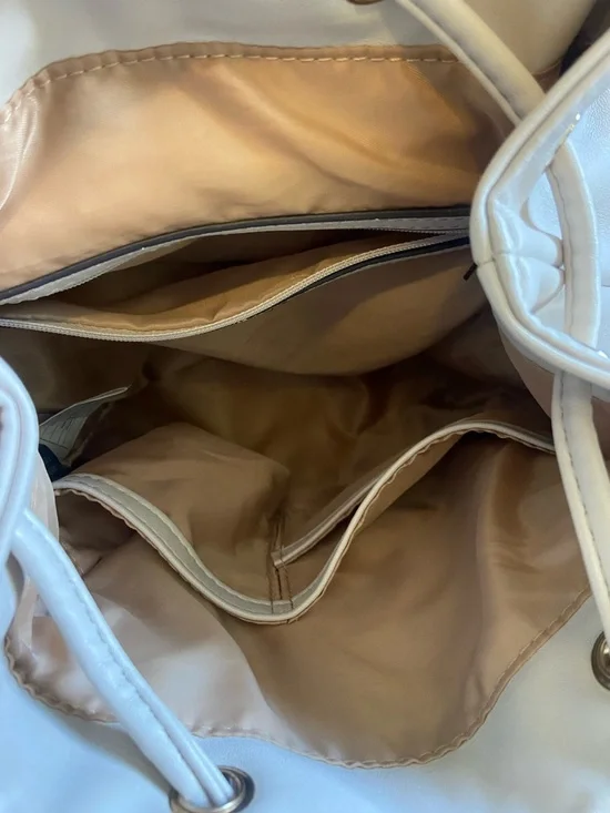 GUESS backpack purse - Picture 3 of 3